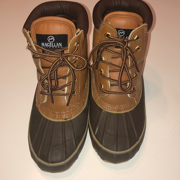 duck boots magellan